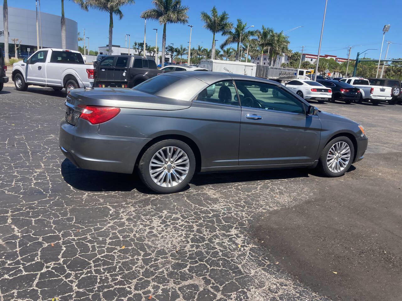 Used 2013 Chrysler 200 Limited