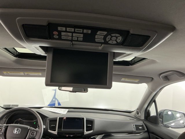 Used 2017 Honda Pilot Elite image 34
