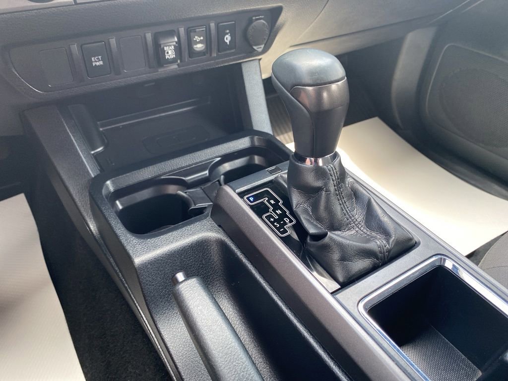 Used 2019 Toyota Tacoma TRD Off-Road image 32