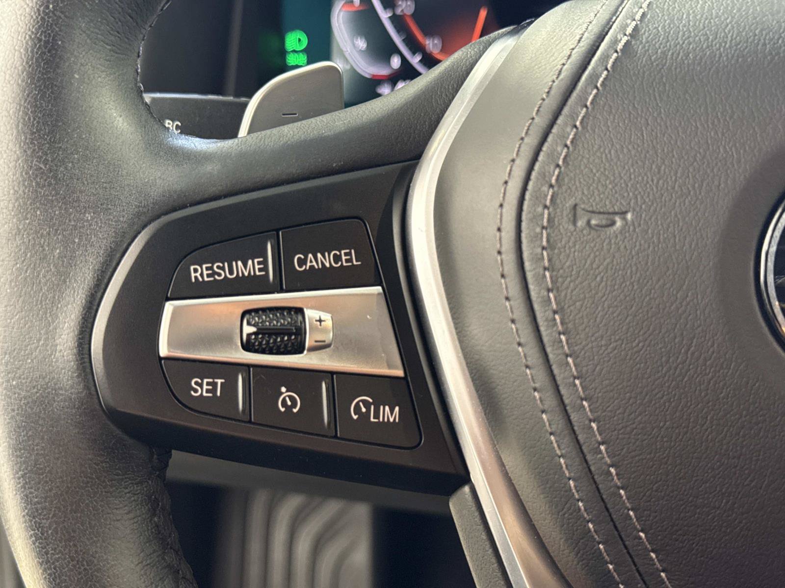 Used 2021 BMW 840i Coupe w/ Driving Assistance Package RWD image 25