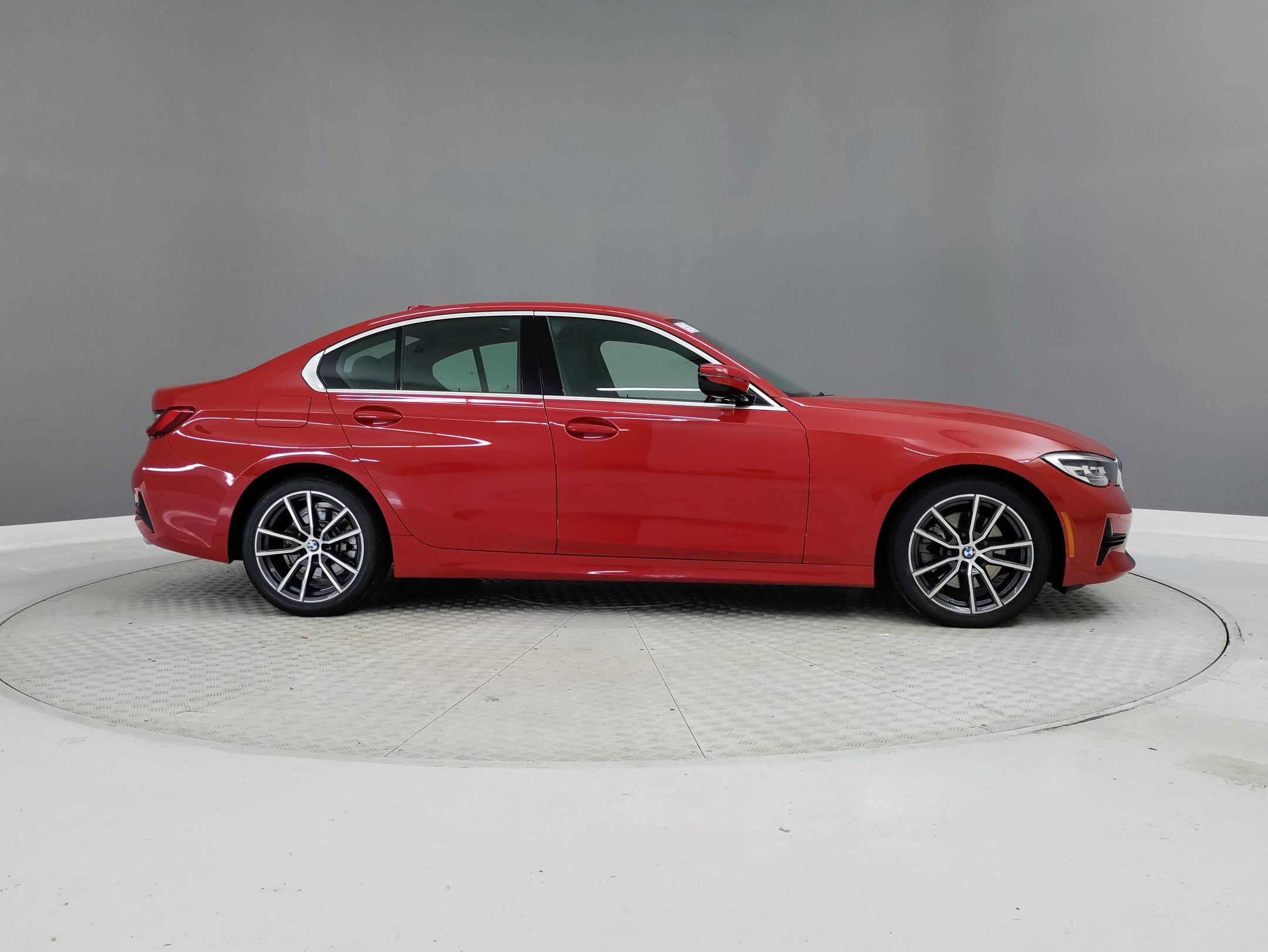 Used 2020 BMW 330i Sedan w/ Driving Assistance Package image 5
