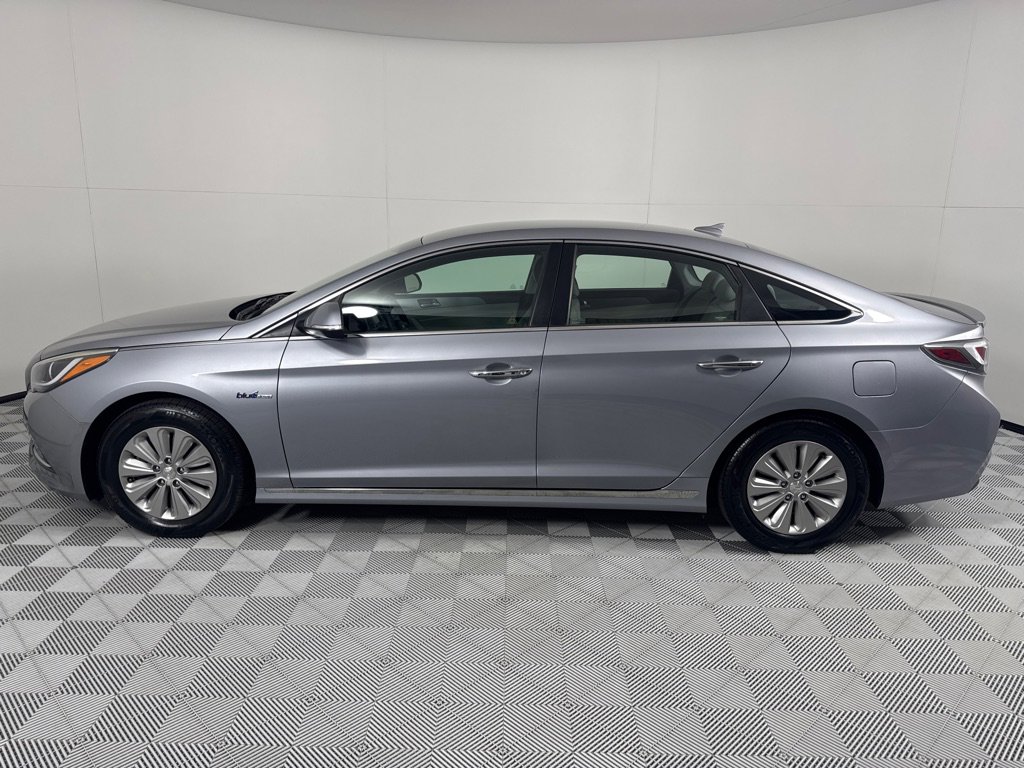 Used 2016 Hyundai Sonata SE image 9
