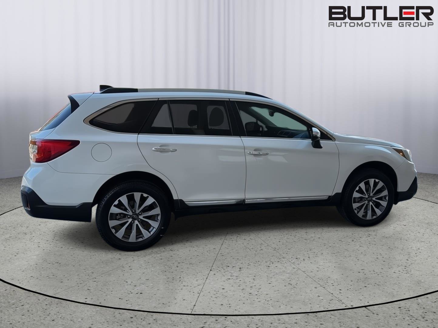 Used 2018 Subaru Outback 2.5i Touring AWD/4WD image 7