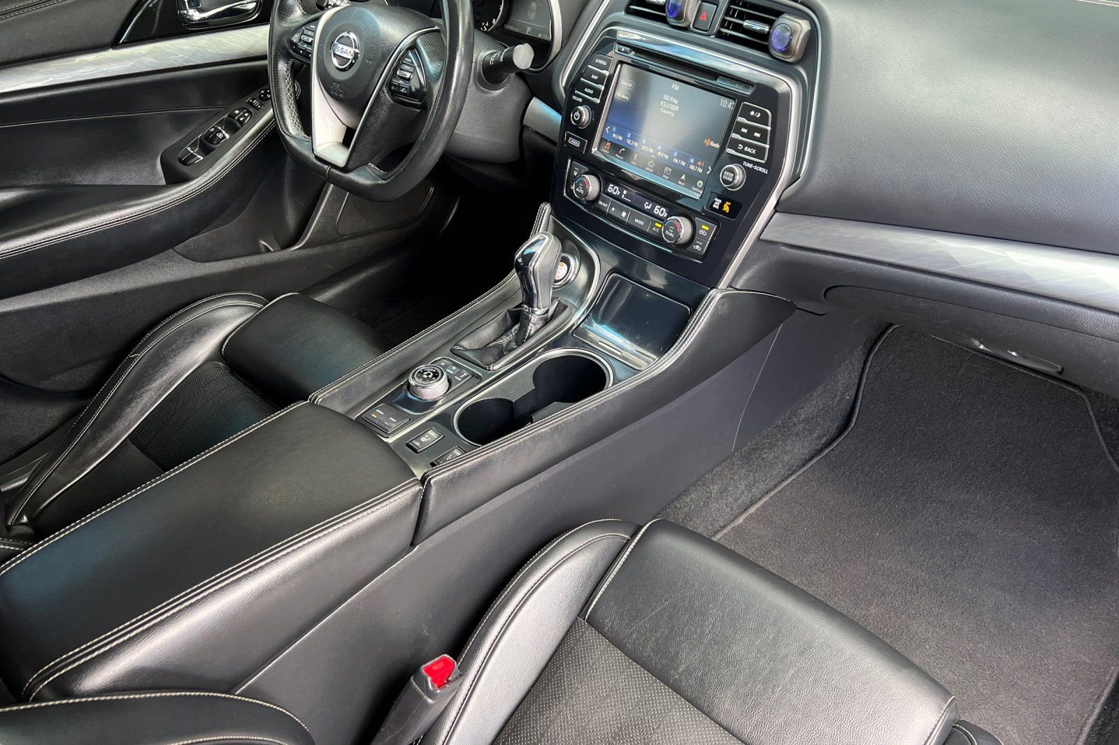 Used 2018 Nissan Maxima 3.5 SV image 17