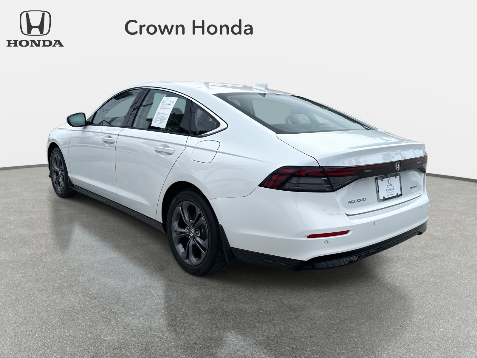 Certified 2025 Honda Accord EX-L image 4