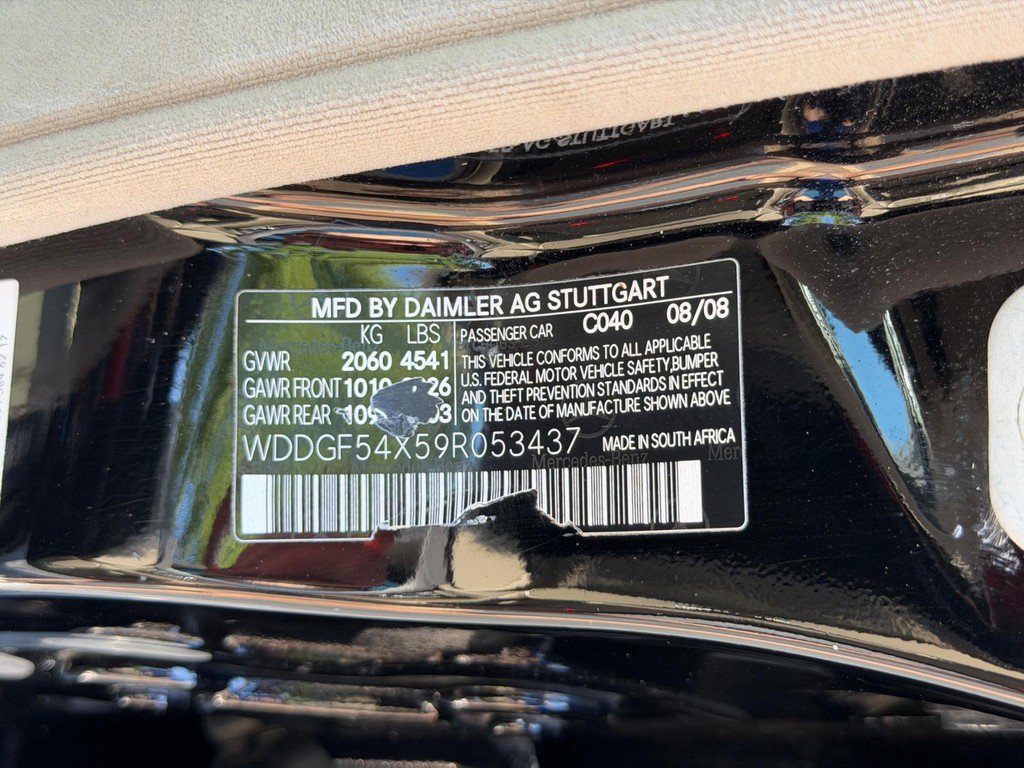 Used 2009 Mercedes-Benz C 300 Sedan image 23