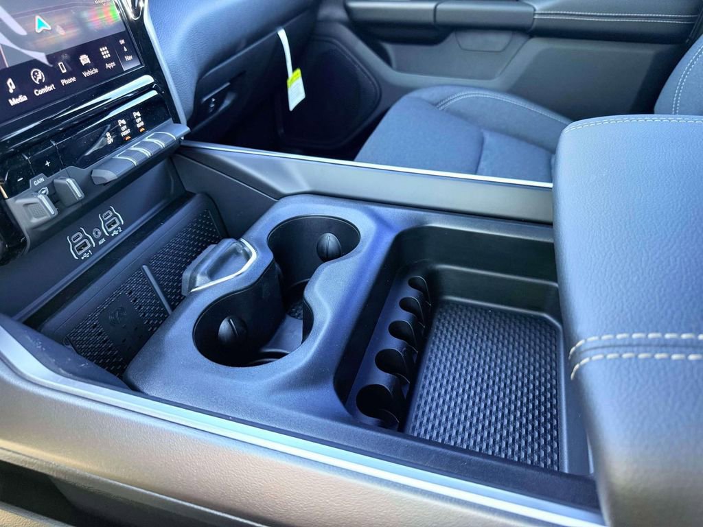 New 2026 RAM 1500 Big Horn AWD/4WD image 25