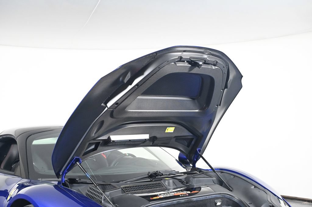 Used 2025 Ferrari SF90 Spider AWD/4WD image 25