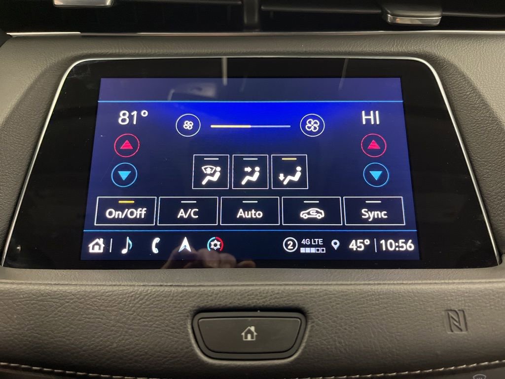 Used 2021 Cadillac XT4 Premium Luxury w/ Cold Weather Package image 25