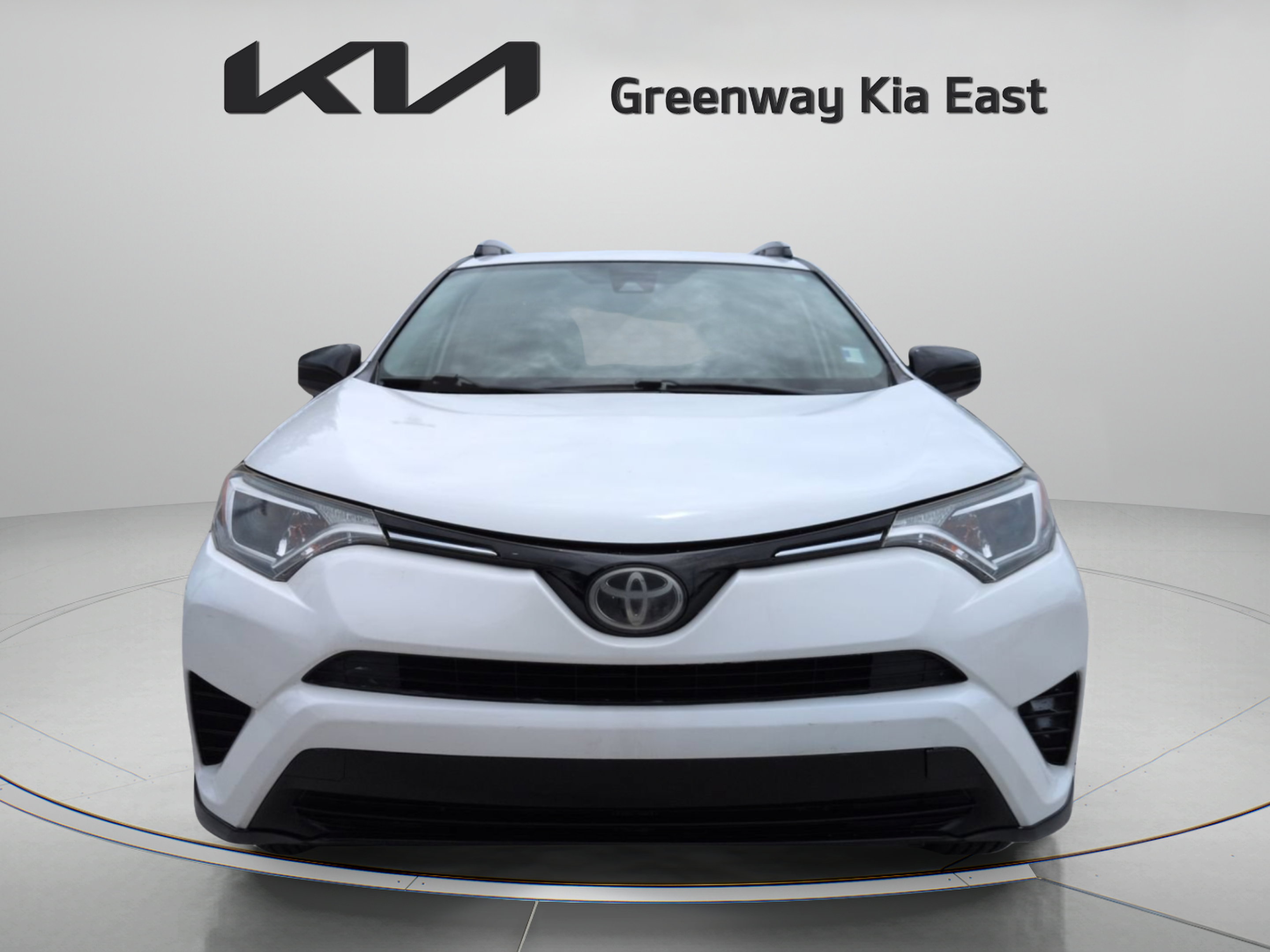 Used 2017 Toyota RAV4 LE FWD image 11
