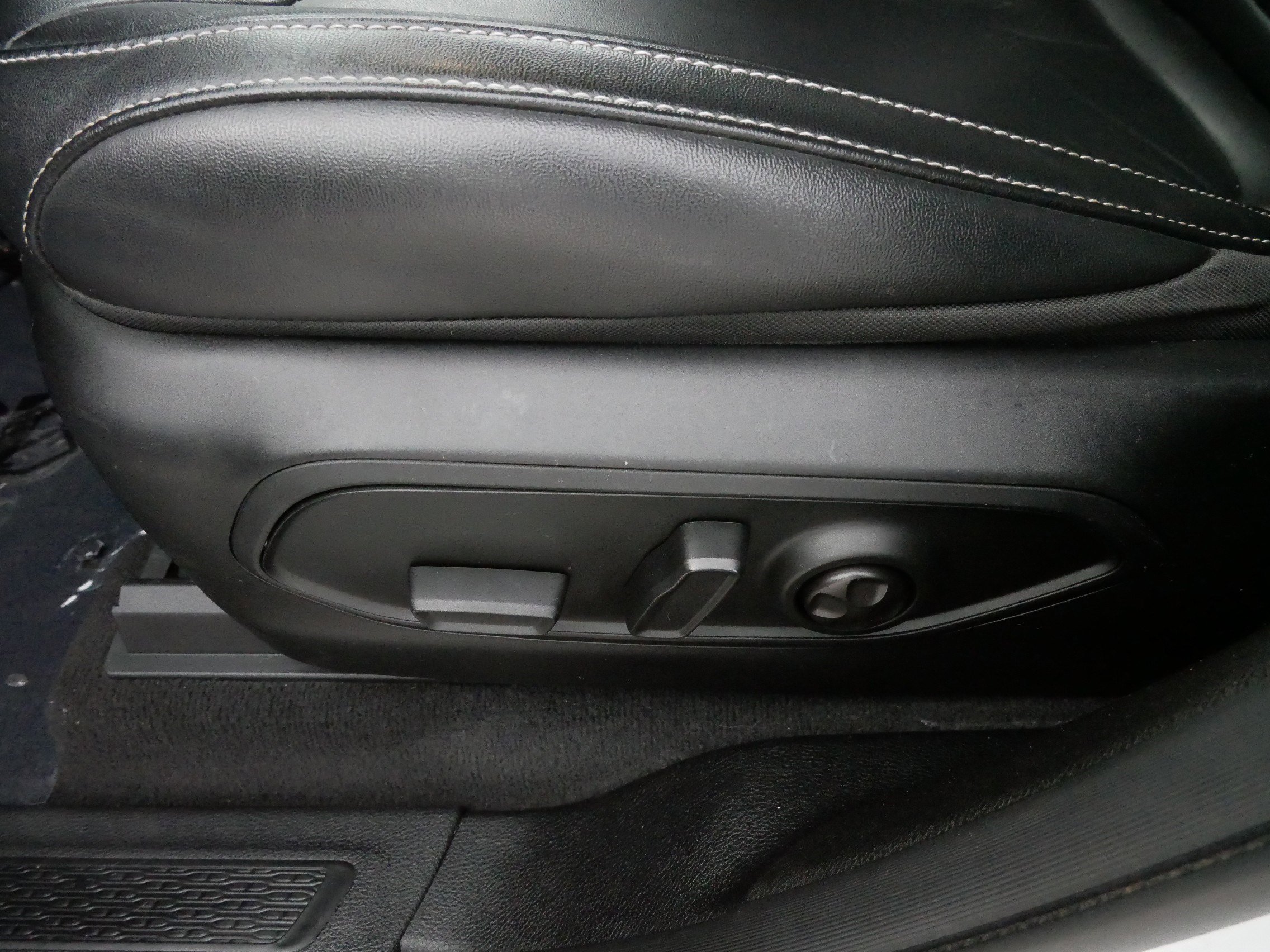 Used 2021 Jeep Grand Cherokee L Limited image 20