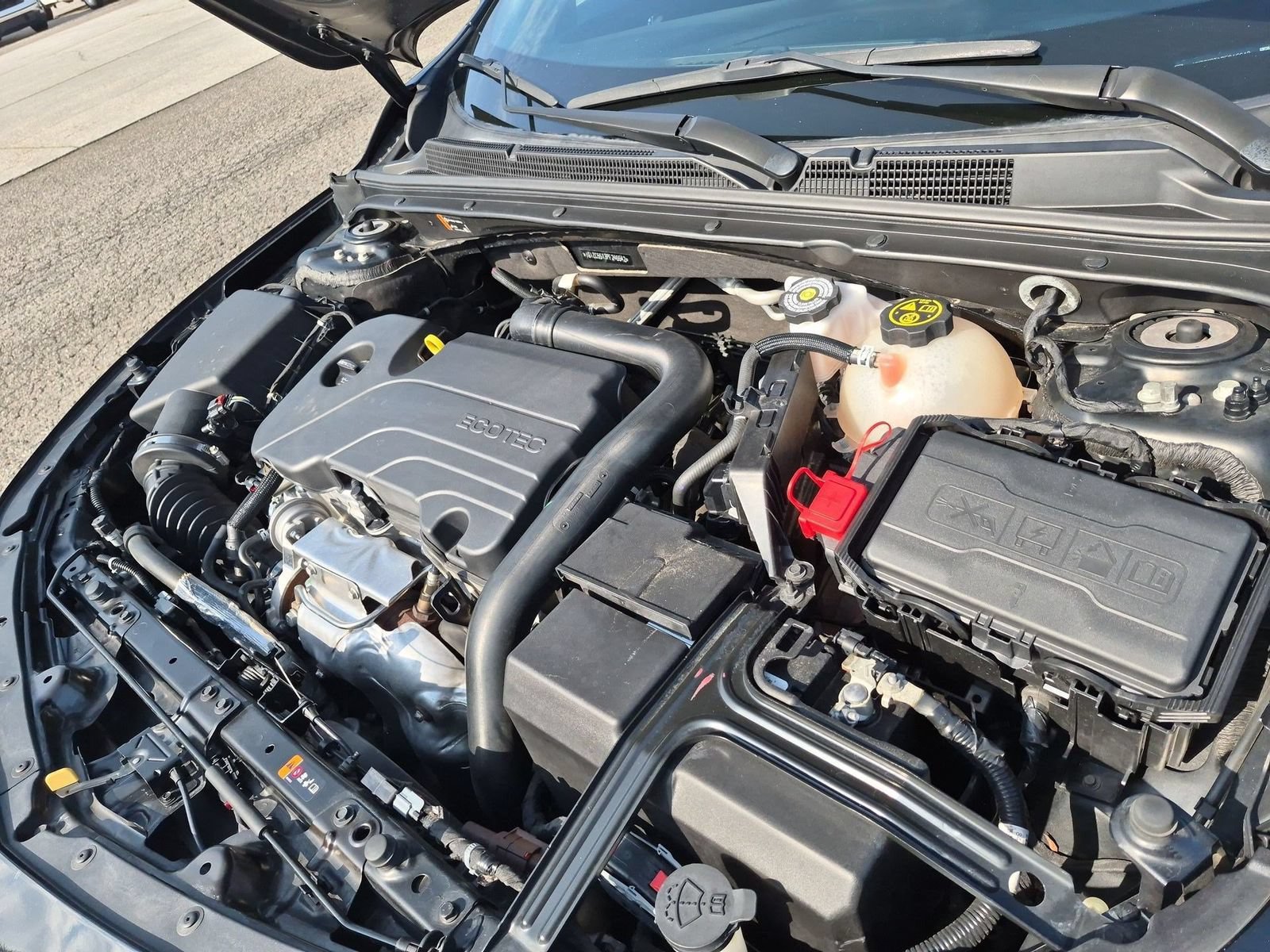Certified 2023 Chevrolet Malibu LS FWD image 29