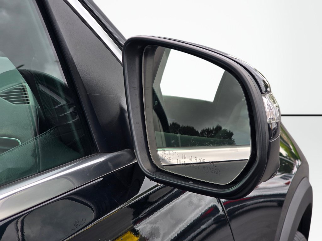 Used 2024 Mercedes-Benz GLE 350 4MATIC w/ Driver Assistance Package image 30
