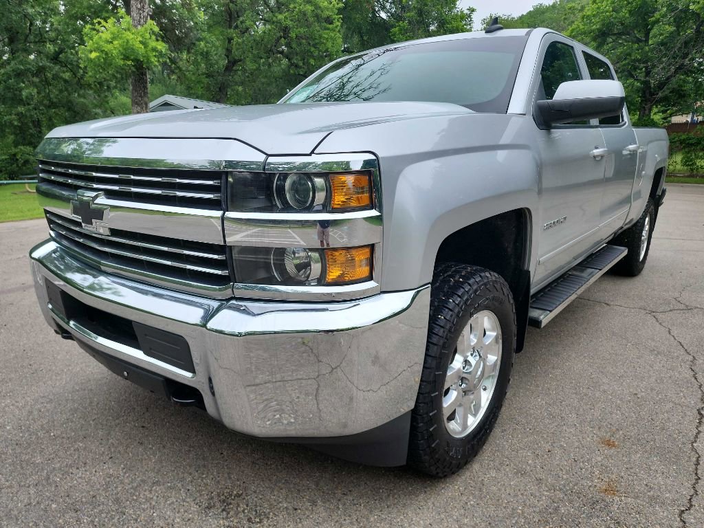 Used 2017 Chevrolet Silverado 2500 LT image 3