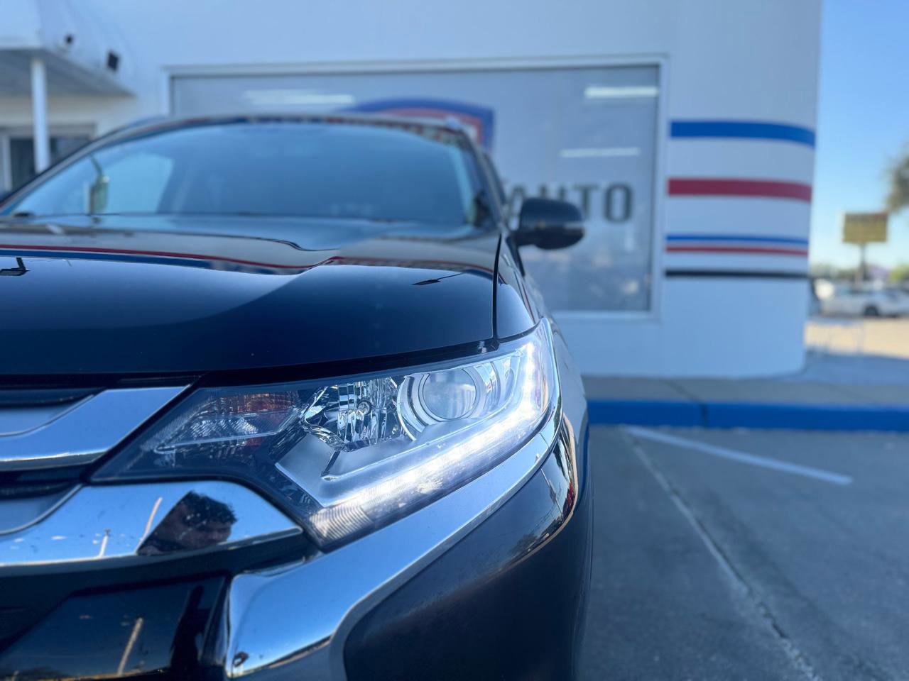 Used 2018 Mitsubishi Outlander SE image 10