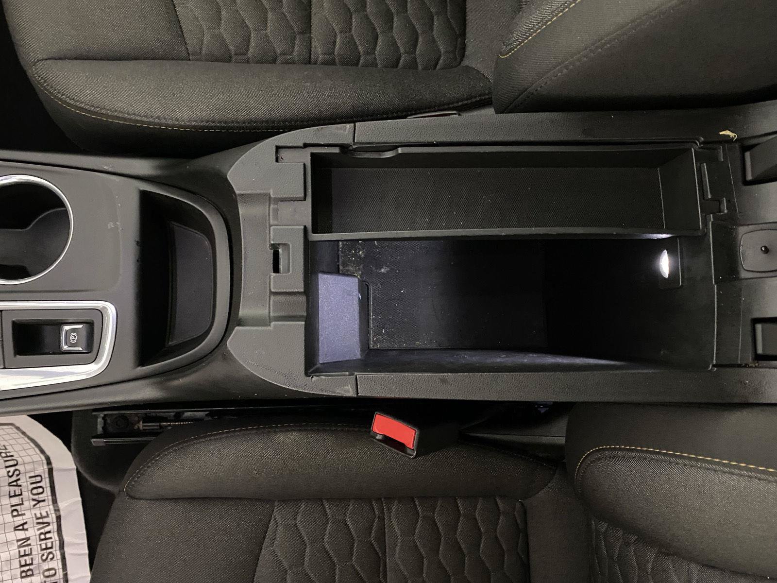 Used 2019 Chevrolet Equinox LT FWD image 15
