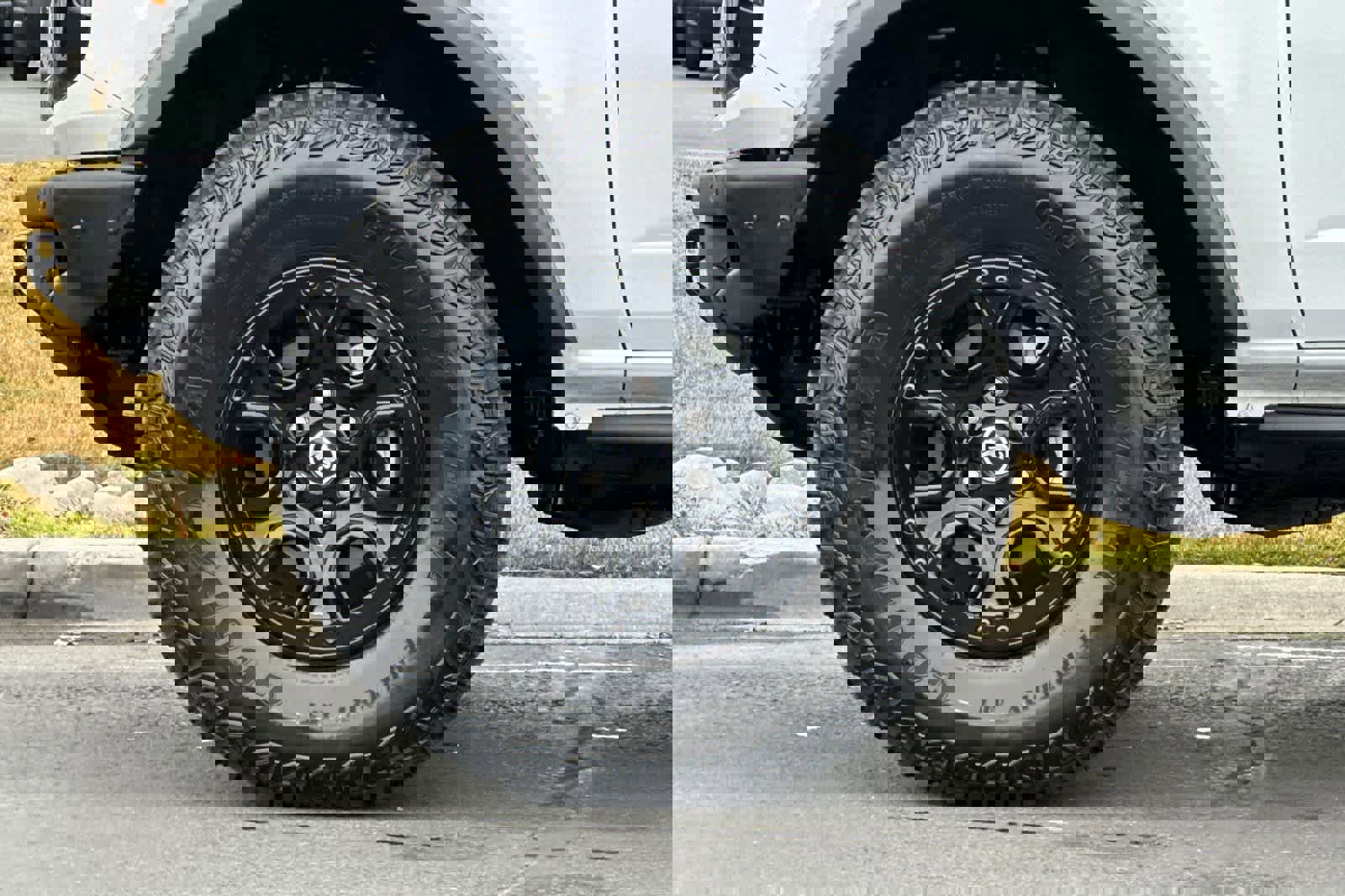 Used 2024 Ford Bronco Wildtrak image 27