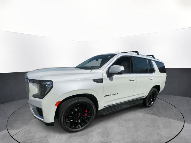 Used 2023 GMC Yukon Denali w/ LPO, Floor Liner Package AWD/4WD image 3