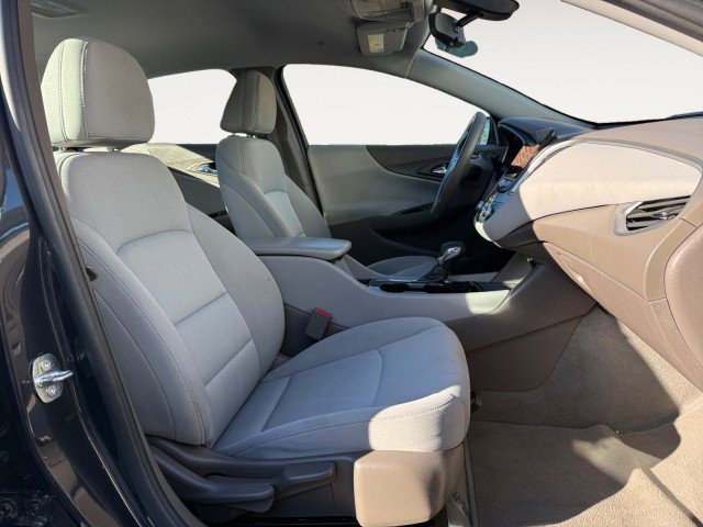 Used 2022 Chevrolet Malibu LS image 10