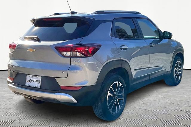 Used 2024 Chevrolet TrailBlazer LT w/ LT Cold Weather Package image 5