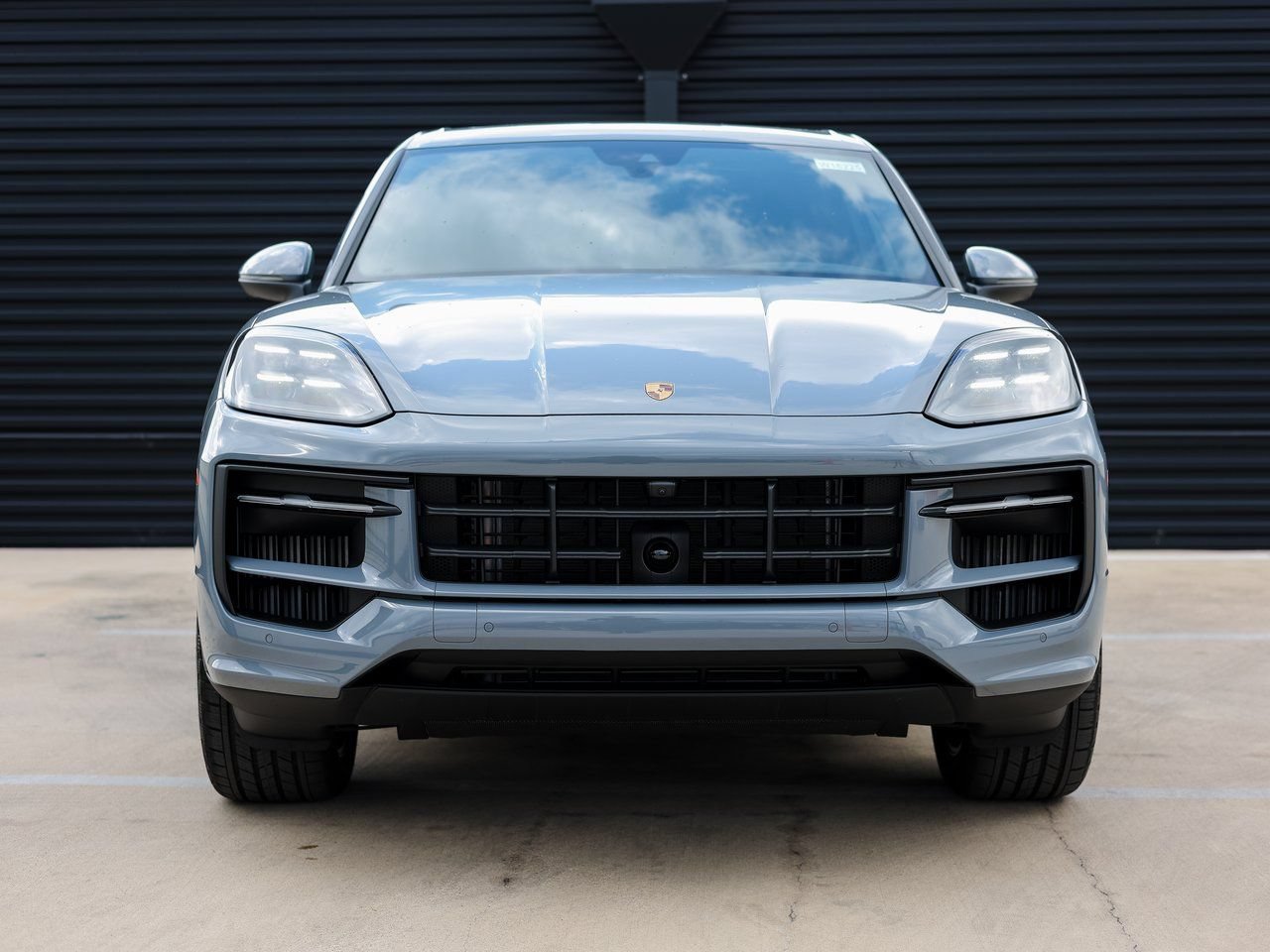 Certified 2026 Porsche Cayenne AWD/4WD image 10