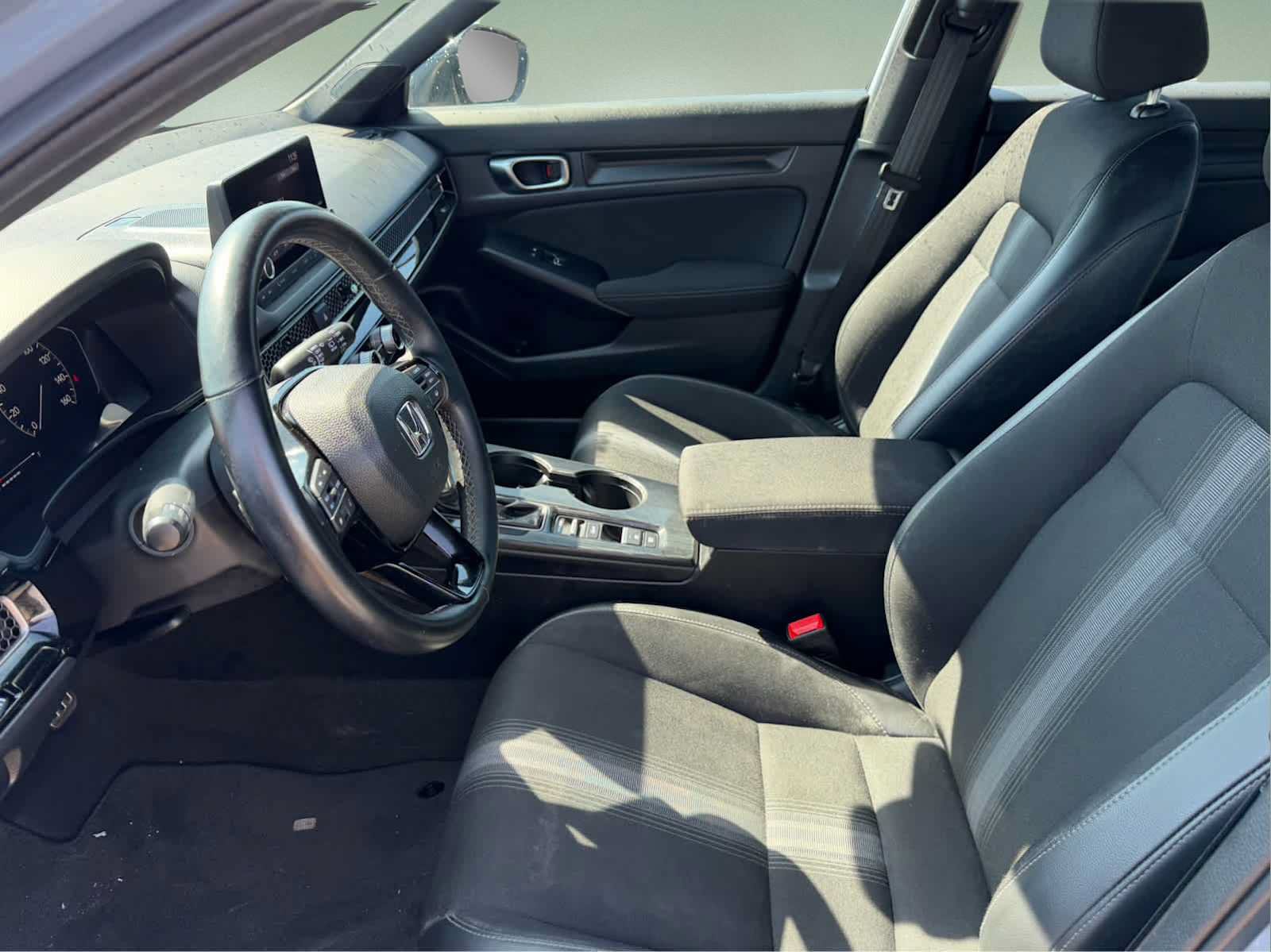 Used 2023 Honda Civic Sport image 5