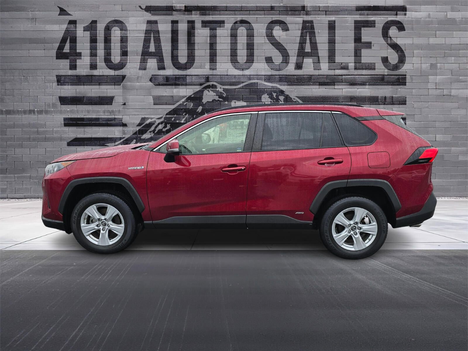 Used 2019 Toyota RAV4 LE image 7