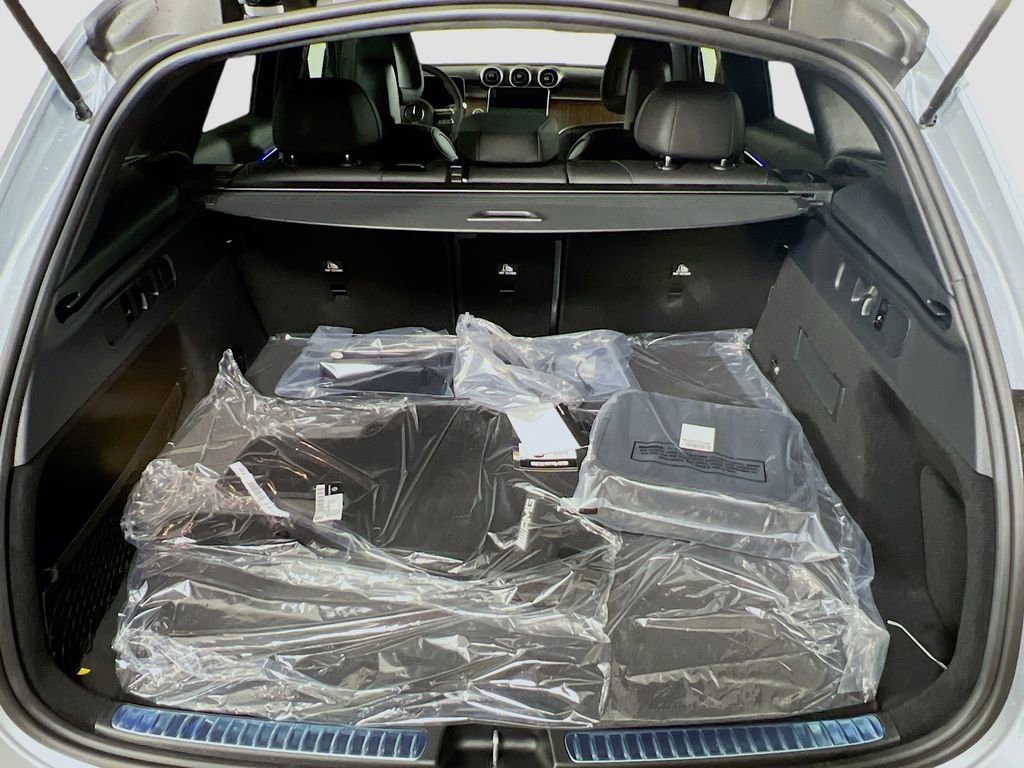 New 2025 Mercedes-Benz GLC 350e 4MATIC image 28