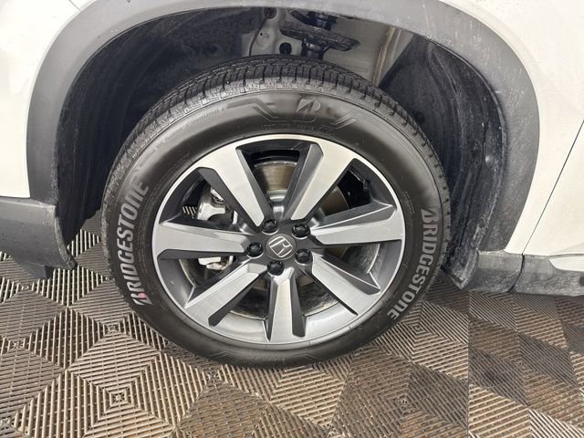 Certified 2025 Honda Pilot Elite image 37