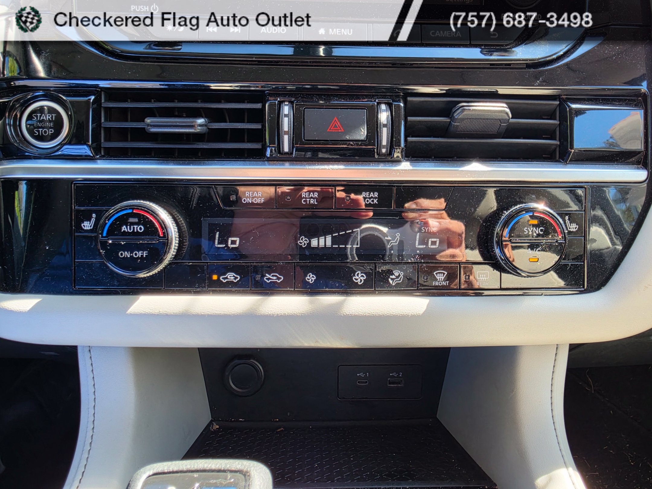 Used 2022 Nissan Pathfinder SV w/ SV Premium Package AWD/4WD image 17