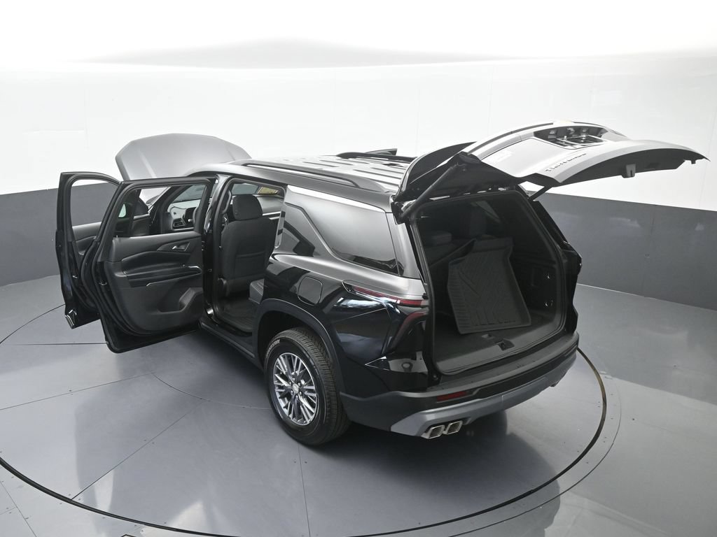 Used 2026 Chevrolet Traverse LT FWD image 66