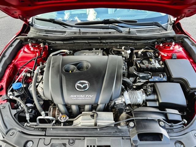 Used 2018 MAZDA MAZDA3 Grand Touring w/ Premium Equipment Package FWD image 11