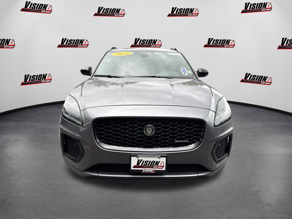 Used 2024 Jaguar E-PACE R-Dynamic SE image 2