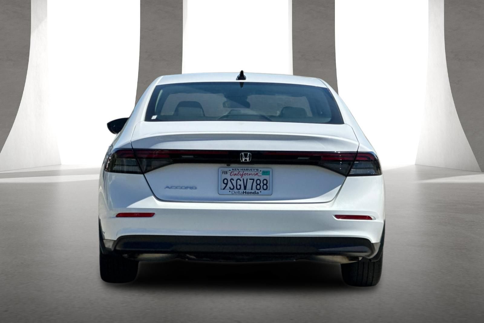 Certified 2025 Honda Accord SE image 5