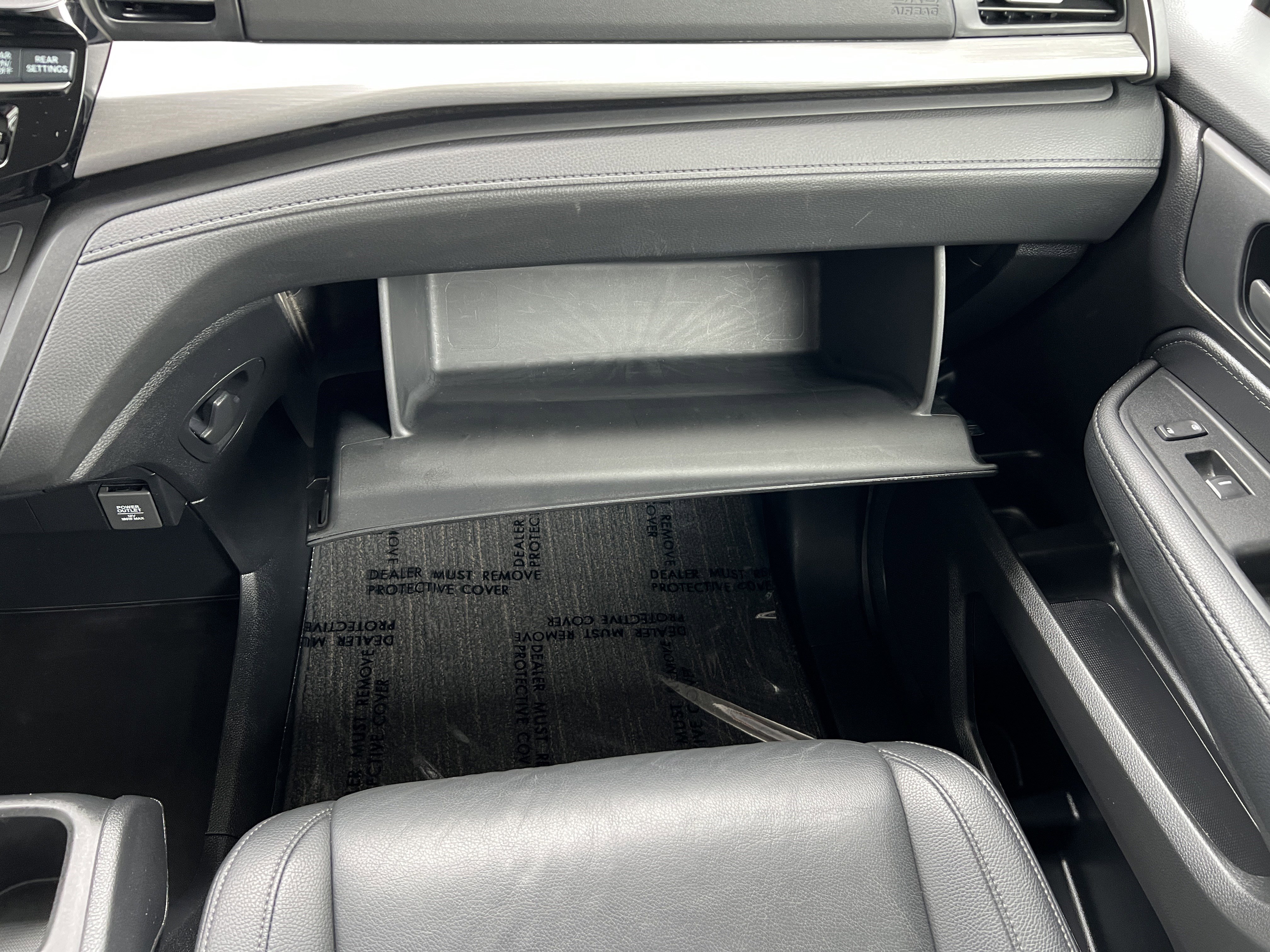 Used 2025 Honda Odyssey EX-L image 32