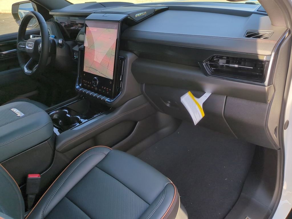 New 2026 GMC Yukon AT4 w/ AT4 Premium Plus Package AWD/4WD image 35