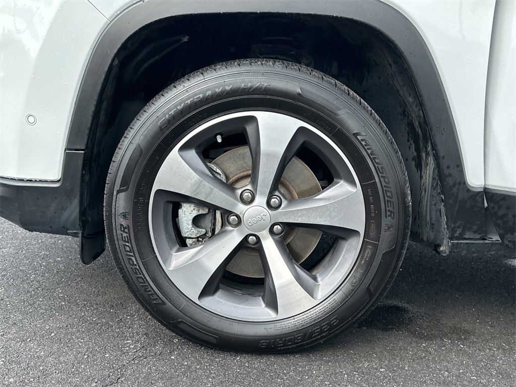 Used 2021 Jeep Cherokee Limited image 14