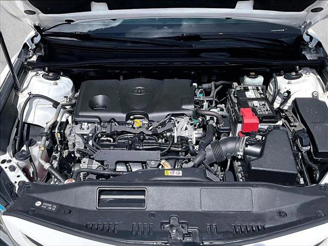 Used 2018 Toyota Camry SE image 9