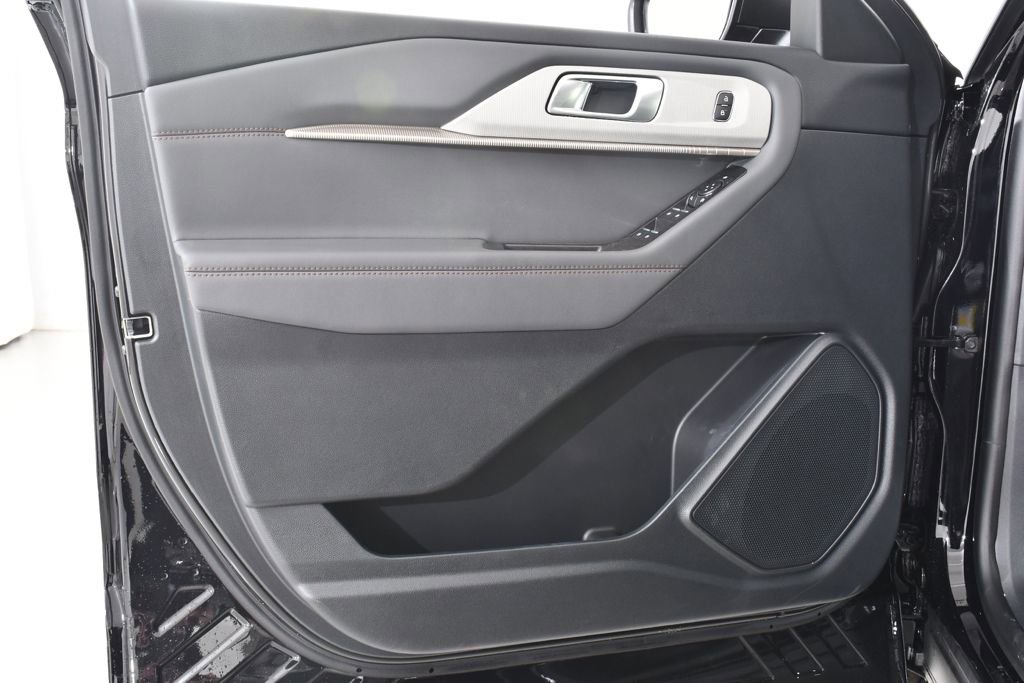New 2026 Ford Explorer Active w/ Active Comfort Package image 26