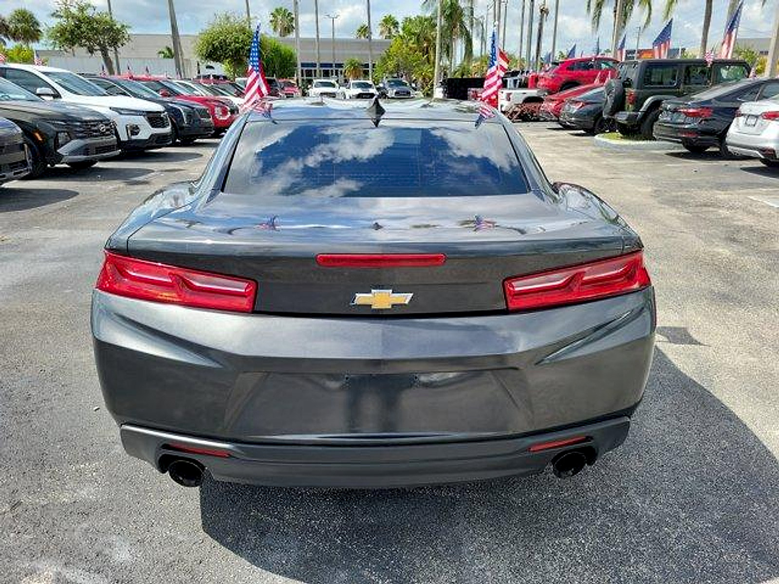 Used 2017 Chevrolet Camaro LS RWD image 6