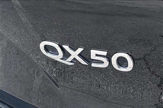 Used 2022 INFINITI QX50 Sensory image 24