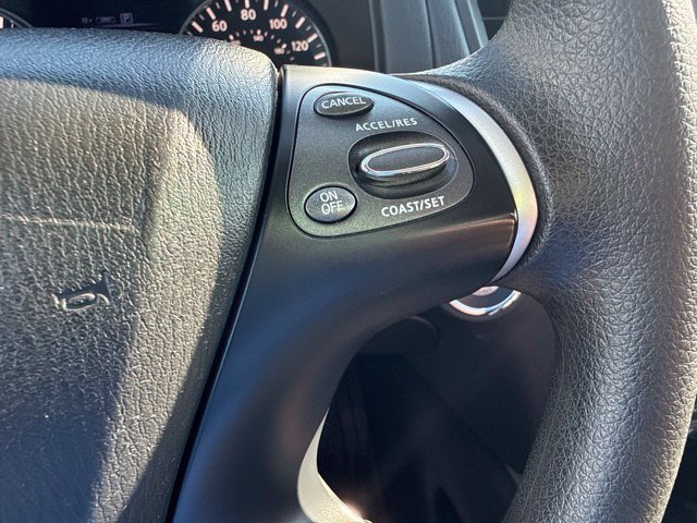 Used 2020 Nissan Pathfinder S AWD/4WD image 19