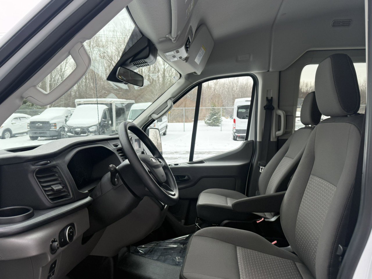 Used 2024 Ford Transit 350 XL image 14