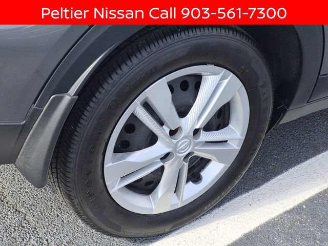 Certified 2025 Nissan Kicks Play S FWD image 7