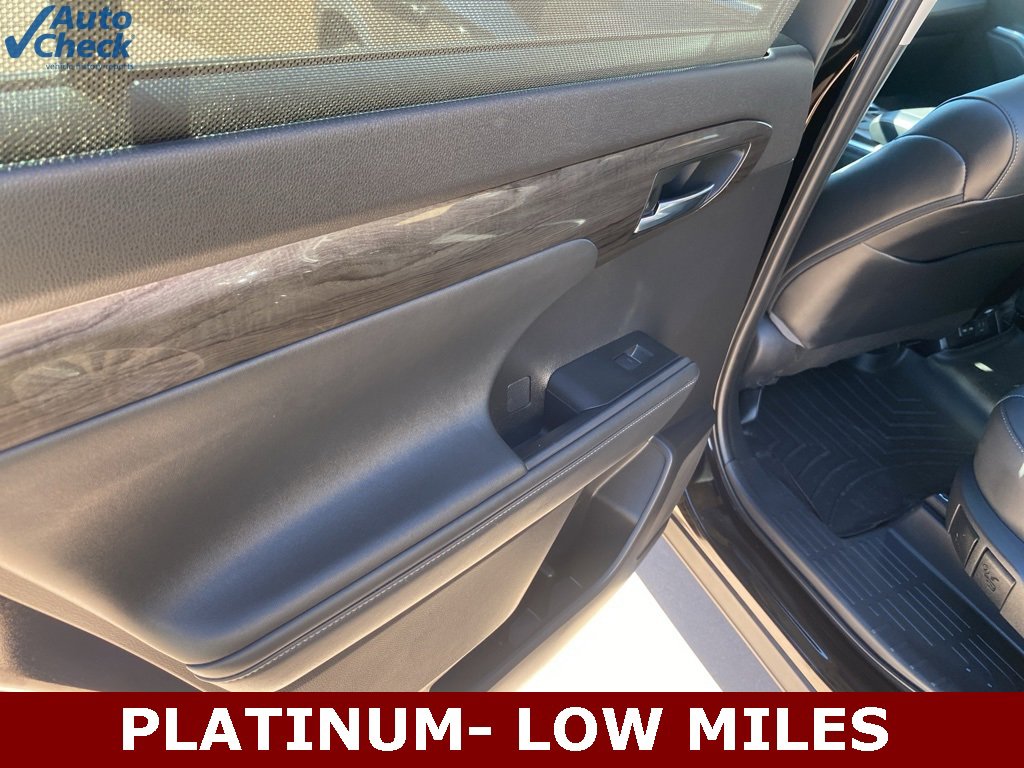 Used 2022 Toyota Highlander Platinum image 18