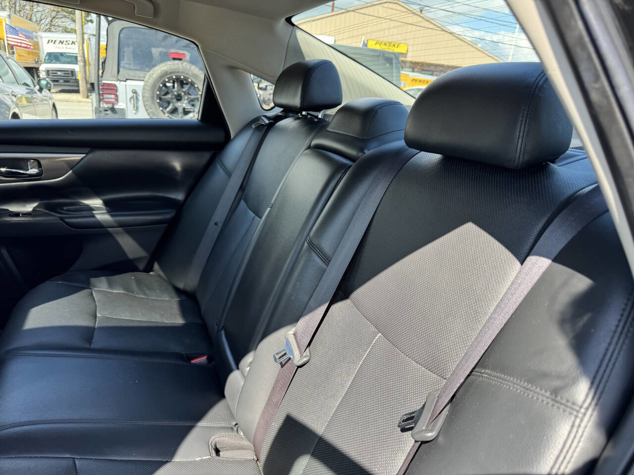 Used 2015 Nissan Altima 2.5 SL w/ Technology Package image 26