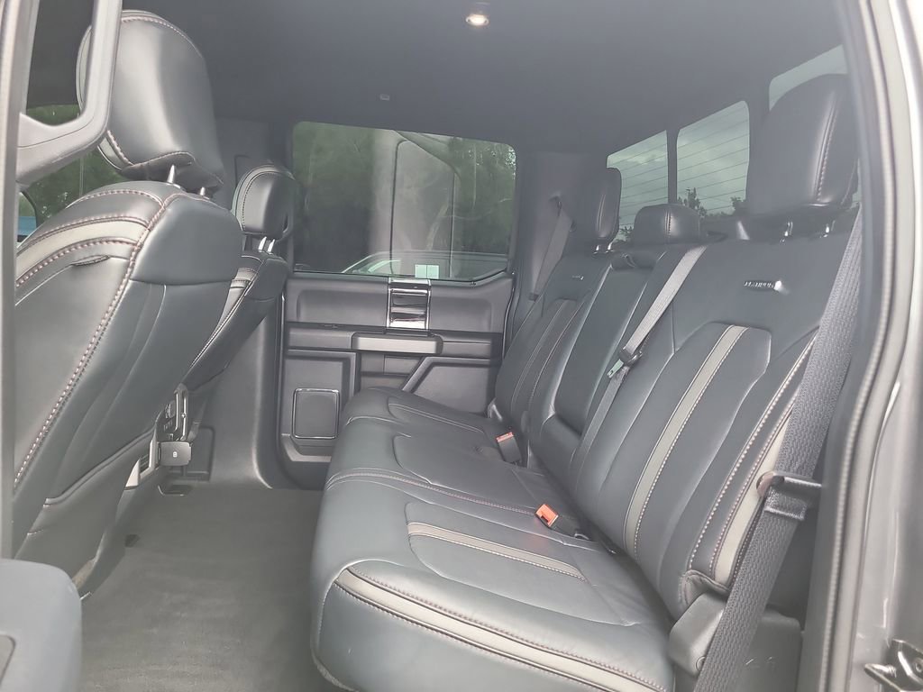 Certified 2022 Ford F250 Platinum w/ FX4 Off-Road Package AWD/4WD image 11