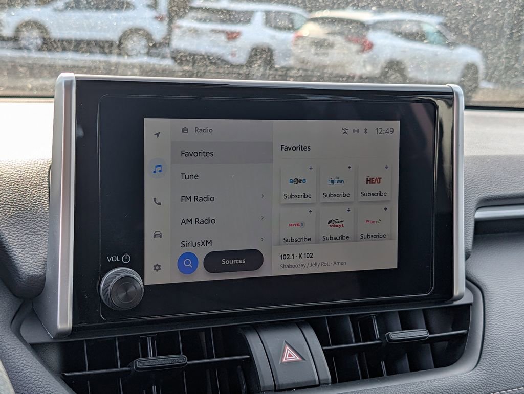 Used 2025 Toyota RAV4 XLE w/ Convenience Package image 44