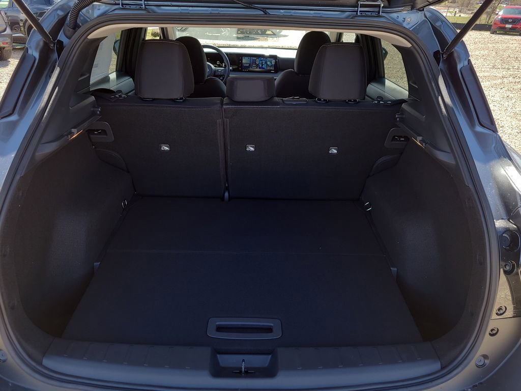 New 2026 Nissan Kicks SV FWD image 7