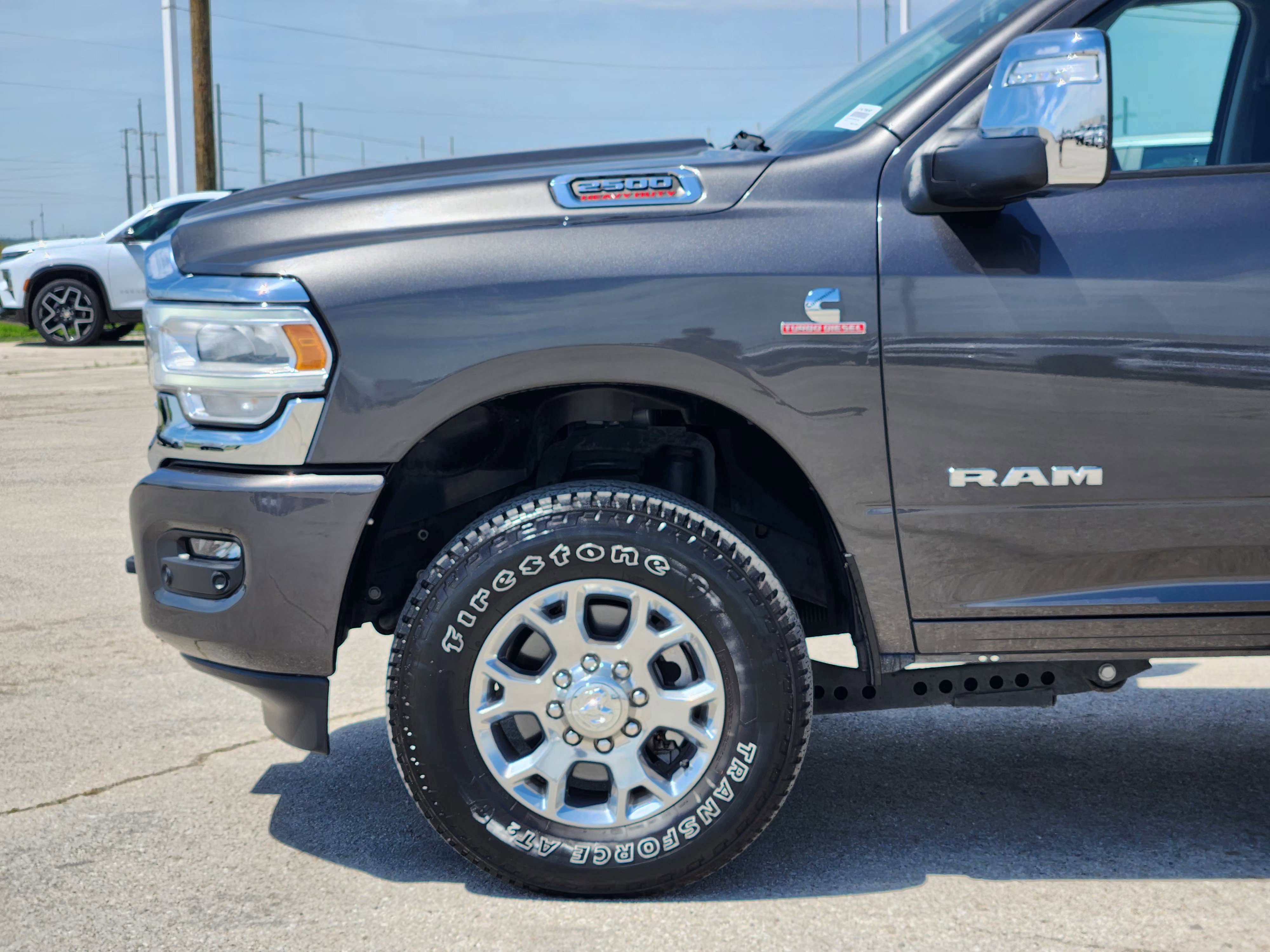 Used 2024 RAM 2500 Laramie AWD/4WD image 9